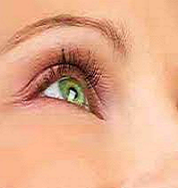 Augenlidstraffung – Behandlungsmethoden und Kosten