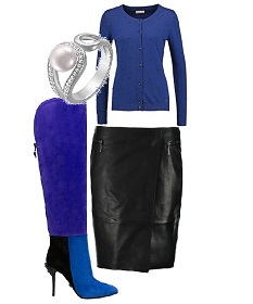 Verführerisches Outfit mit Overknees von Versace in verschiedenen Blautönen